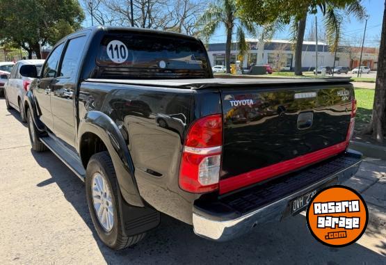 Camionetas - Toyota HILUX SRV 3.0 MT 4X2 2015 Diesel 162000Km - En Venta