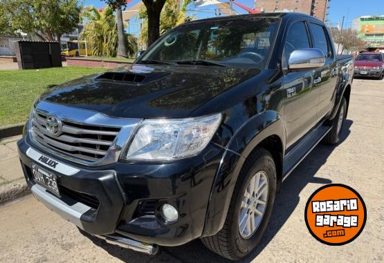 Camionetas - Toyota HILUX SRV 3.0 MT 4X2 2015 Diesel 162000Km - En Venta
