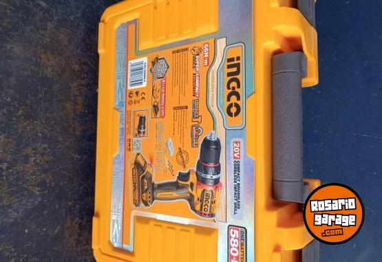 Herramientas - Taladro a bateria - En Venta