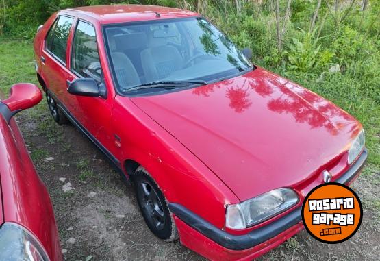 Autos - Renault 19 1996 Nafta  - En Venta