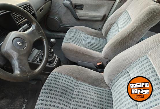 Autos - Renault 19 1996 Nafta  - En Venta