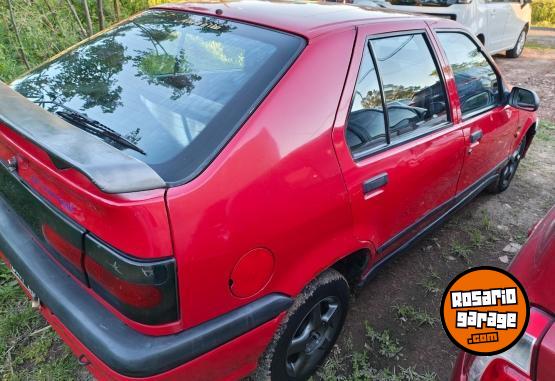 Autos - Renault 19 1996 Nafta  - En Venta