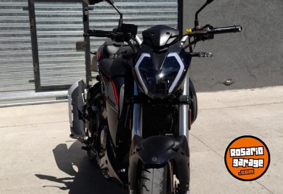 Motos - Benelli 180s 2021 Nafta 9850Km - En Venta