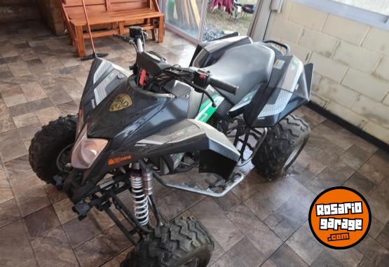 Cuatris y UTVs - Zanella Mad max 300cc 2015  111111Km - En Venta