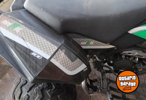 Cuatris y UTVs - Zanella Mad max 300cc 2015  111111Km - En Venta