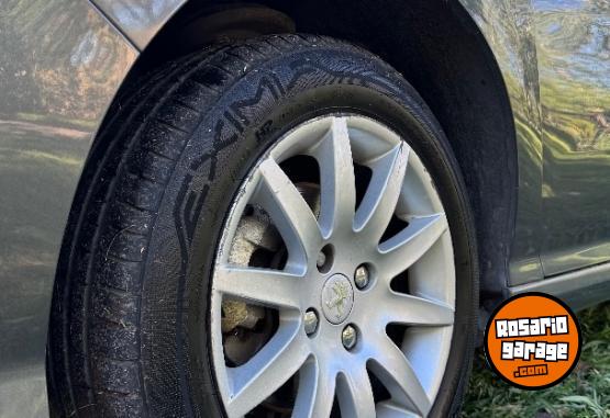Autos - Peugeot 308 2015 Nafta 143000Km - En Venta