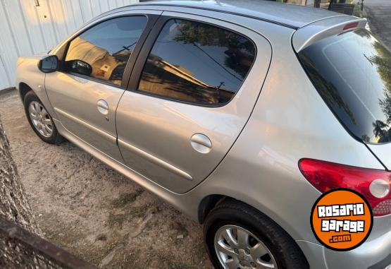 Autos - Peugeot Peugeot 207 2010 Nafta 92600Km - En Venta