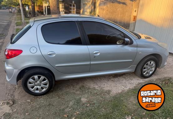 Autos - Peugeot Peugeot 207 2010 Nafta 92600Km - En Venta