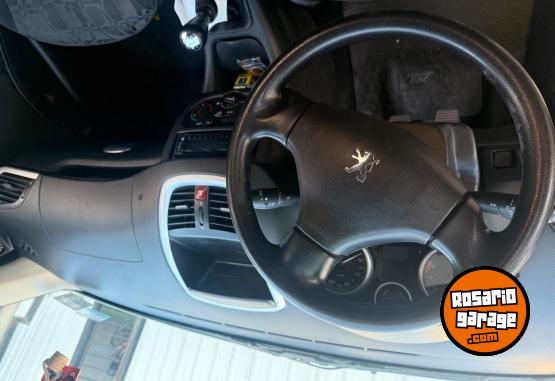 Autos - Peugeot Peugeot 207 2010 Nafta 92600Km - En Venta