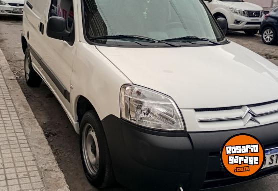 Utilitarios - Citroen Berlngo 2022 Diesel 38000Km - En Venta