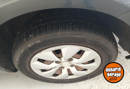 Autos - Volkswagen VOYAGE 1,6 CONFORTLINE 2016 Nafta 94000Km - En Venta