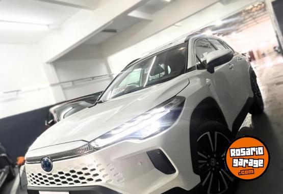 Autos - Toyota COROLLA CROSS SEG SAFETY 2025 Electrico / Hibrido 0Km - En Venta