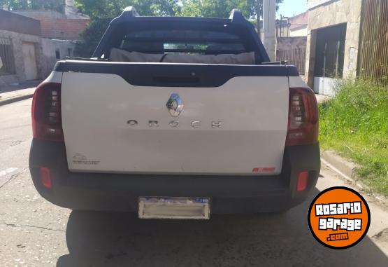 Camionetas - Renault Oroch 2018 GNC 288000Km - En Venta