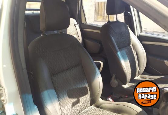 Camionetas - Renault Oroch 2018 GNC 288000Km - En Venta