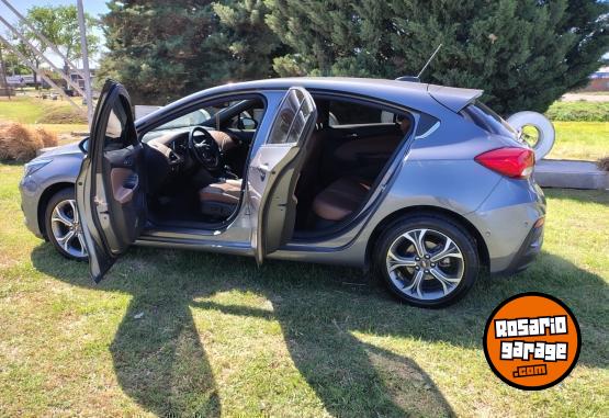 Autos - Chevrolet CRUZE PREMIER 5P 2022 Nafta 65800Km - En Venta