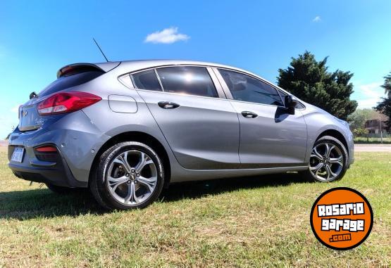 Autos - Chevrolet CRUZE PREMIER 5P 2022 Nafta 65800Km - En Venta