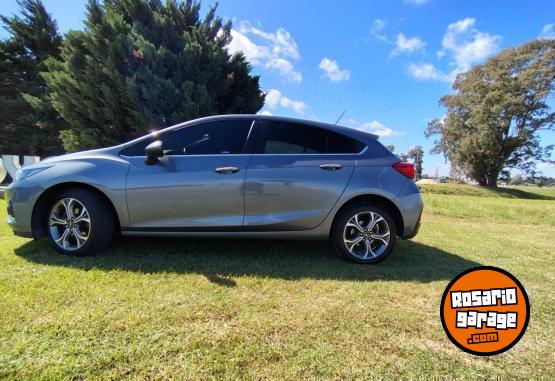 Autos - Chevrolet CRUZE PREMIER 5P 2022 Nafta 65800Km - En Venta