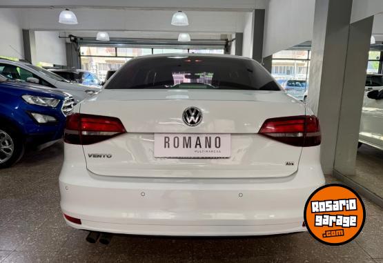 Autos - Volkswagen Vento Highline Tech DSG 2018 Nafta 87000Km - En Venta