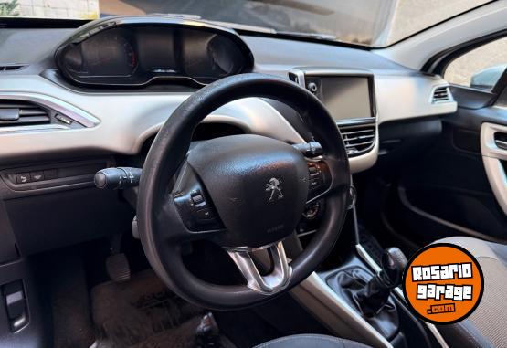 Autos - Peugeot 2008 ALLURE 2017 Nafta 100000Km - En Venta