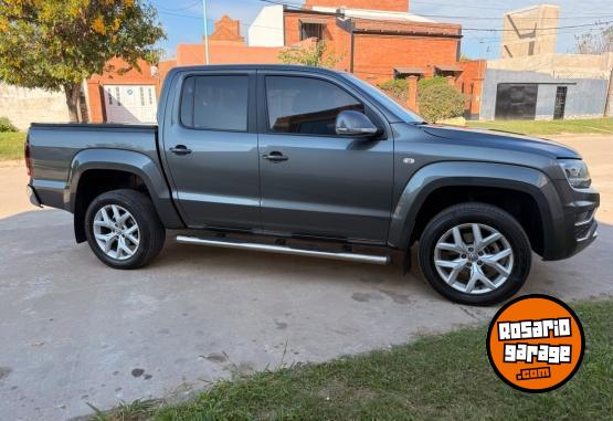 Camionetas - Volkswagen V6 Highline 2021 Diesel 93000Km - En Venta