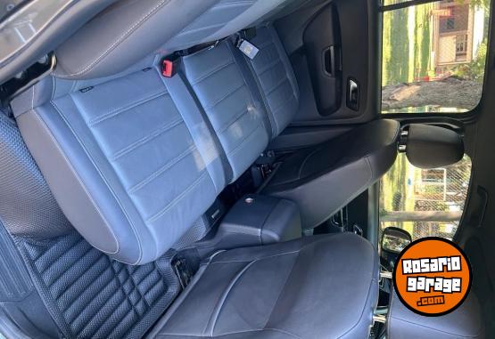 Camionetas - Volkswagen V6 Highline 2021 Diesel 93000Km - En Venta