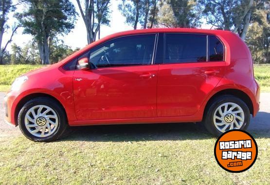 Autos - Volkswagen High Up 2017 Nafta 49000Km - En Venta