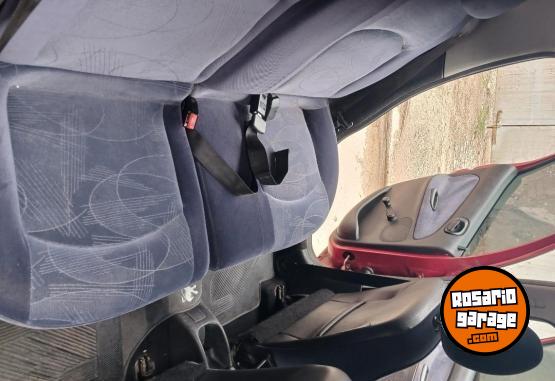 Autos - Peugeot 206 2004 Diesel 123456Km - En Venta