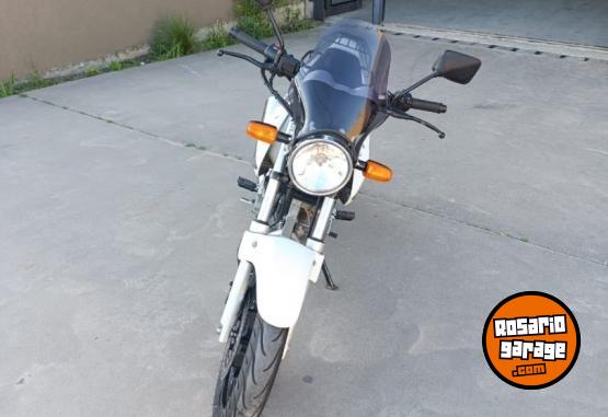 Motos - Honda CBX 2013 Nafta 32427Km - En Venta