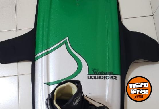 Deportes Náuticos - TABLA WAKEBOARD CON BOTAS Y FUNDA - En Venta