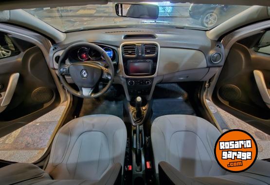 Autos - Renault Logan 2013 GNC 198000Km - En Venta