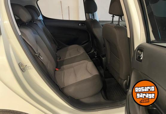 Autos - Peugeot 308 Allure 2015 Nafta 108000Km - En Venta