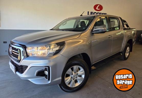 Camionetas - Toyota Hilux srv 2020 Diesel 149000Km - En Venta