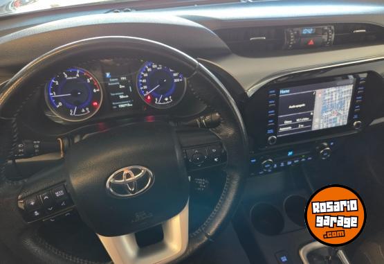 Camionetas - Toyota Hilux srv 2020 Diesel 149000Km - En Venta