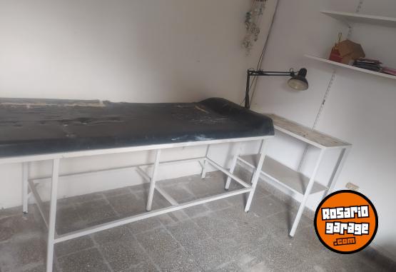 Otros - Camilla reforzada mesa y Lámpara - En Venta