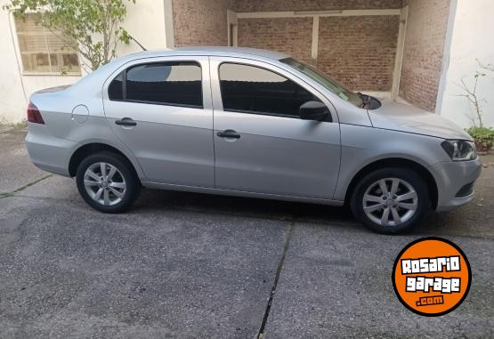 Autos - Volkswagen Voyage 1.6 GP 2013 Nafta 140000Km - En Venta