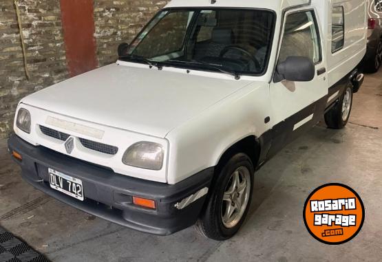 Utilitarios - Renault Express RL 1.9 D 2000 Diesel  - En Venta