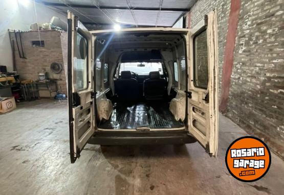 Utilitarios - Renault Express RL 1.9 D 2000 Diesel  - En Venta