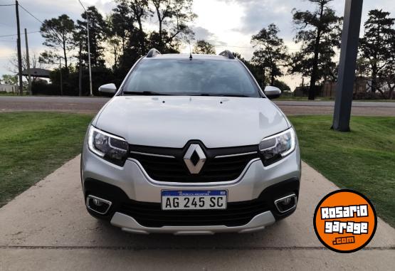 Autos - Renault Sandero Stepway Intense 2023 Nafta 18900Km - En Venta
