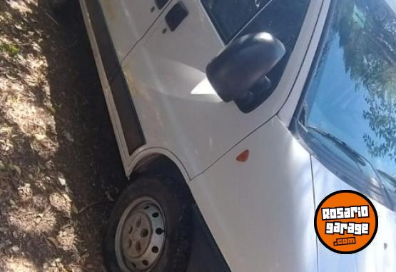 Utilitarios - Peugeot BOXER 330M 2.3 HDI CONFOR 2012 Diesel 150000Km - En Venta