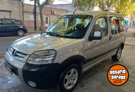Utilitarios - Peugeot Partner Patagonica hdi 2012 Diesel 170000Km - En Venta
