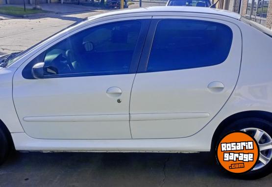 Autos - Peugeot 207 compact 1.4 xr 2014 Nafta 105000Km - En Venta