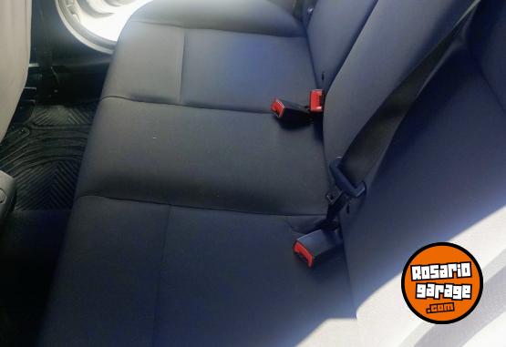 Autos - Ford Fiesta KD 4 ptas. 2012 GNC 158000Km - En Venta