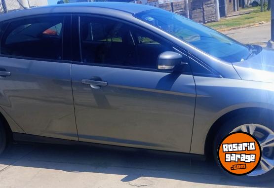 Autos - Ford Focus III 1.6 S 2014 GNC 140000Km - En Venta