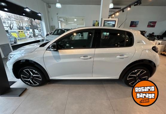 Autos - Peugeot 208 2025 Nafta 0Km - En Venta