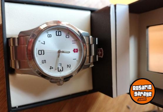 Indumentaria - Reloj victorinox 26058.cb - En Venta