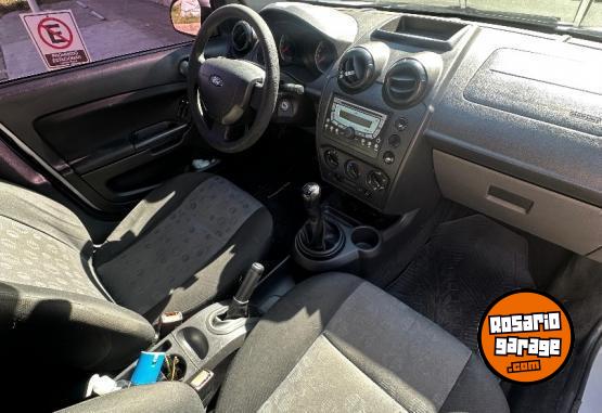 Autos - Ford Fiesta One 2013 GNC 199888Km - En Venta