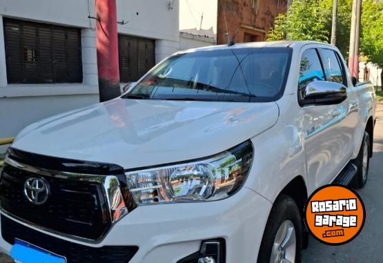 Camionetas - Toyota Hilux 2.8 SRV D/C M/T 2019 Diesel 69000Km - En Venta