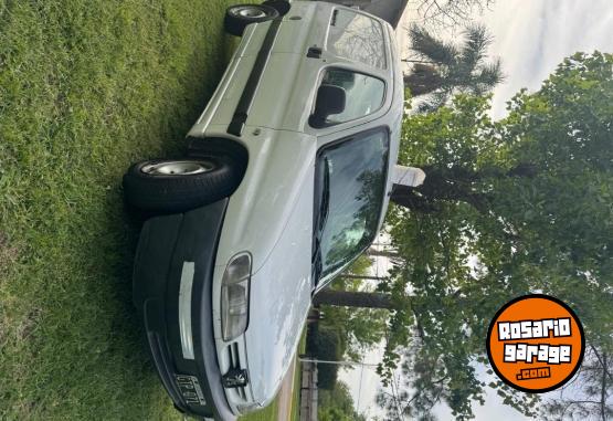 Utilitarios - Peugeot Partner 2007 Diesel 8000Km - En Venta