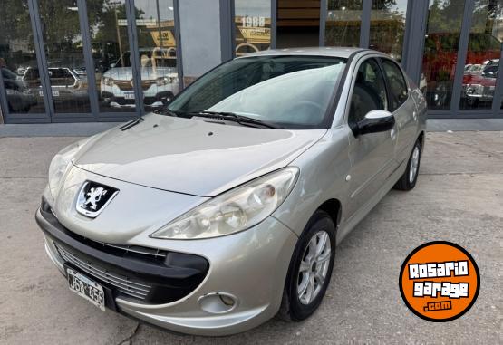 Autos - Peugeot 207 XS 2010 Nafta 175000Km - En Venta