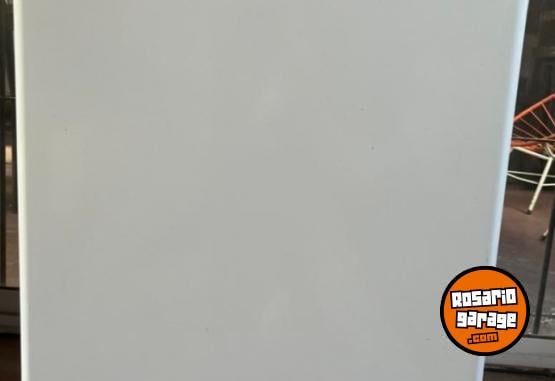 Hogar - HELADERA BAJO MESADA  WHIRLPOOL - En Venta